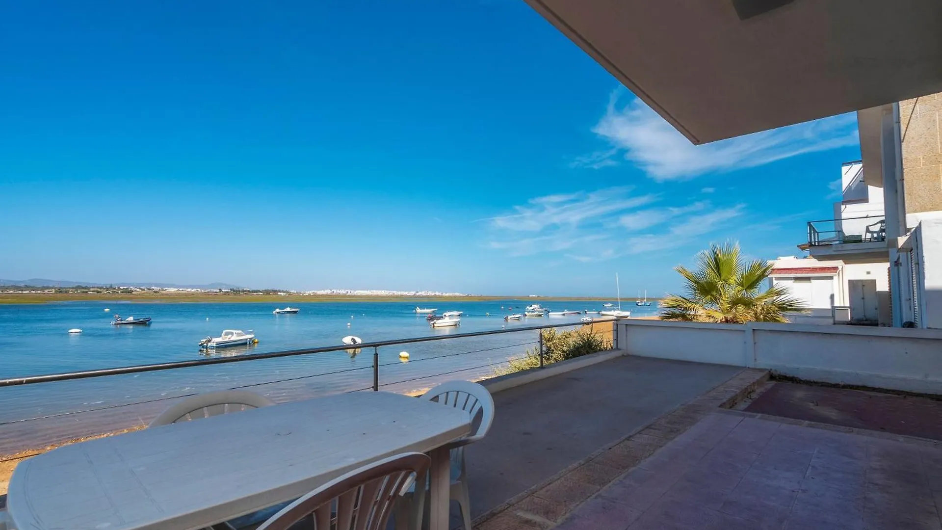 Holiday home Sundance Beach House Faro