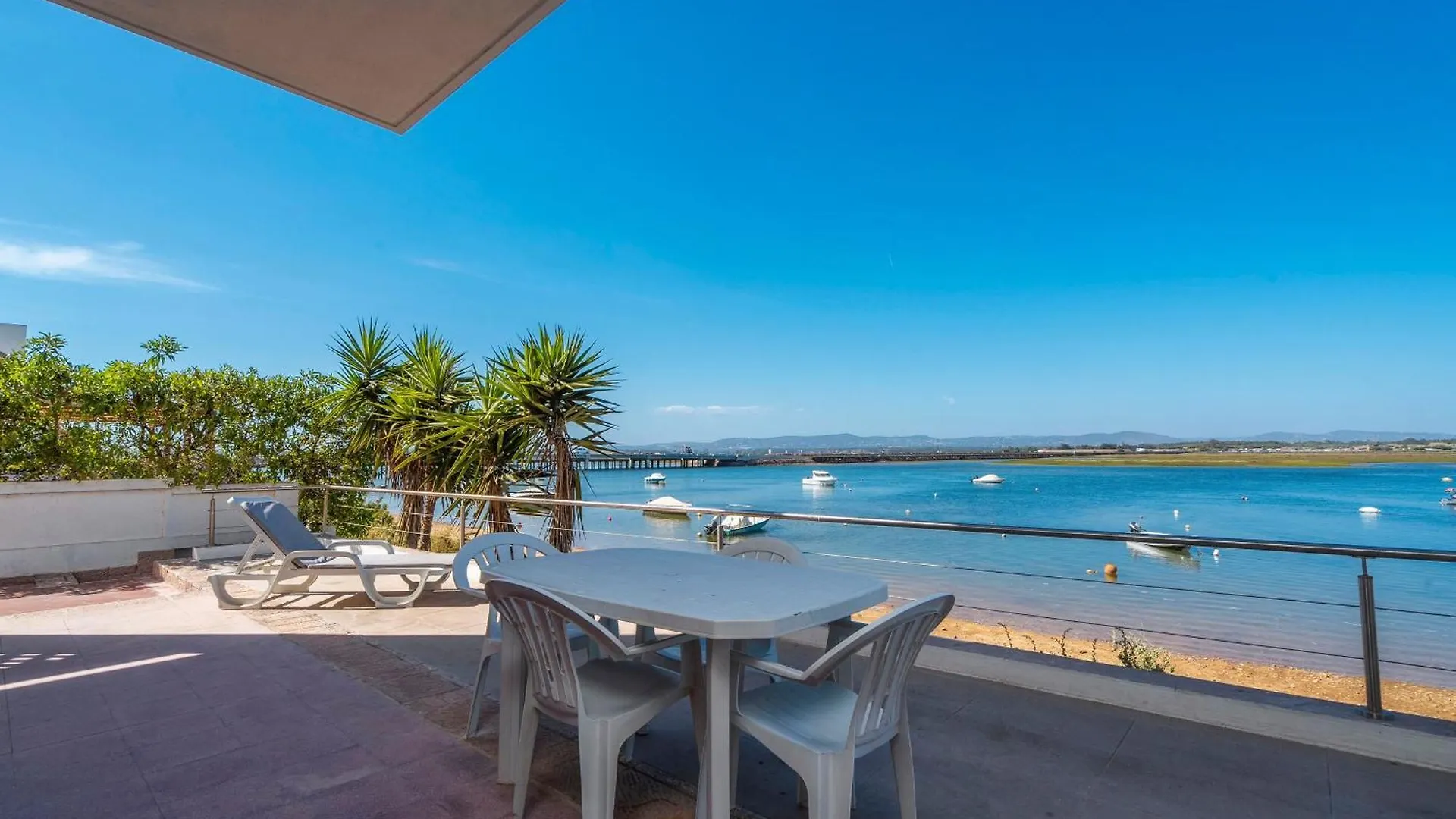 Sundance Beach House Faro Holiday home