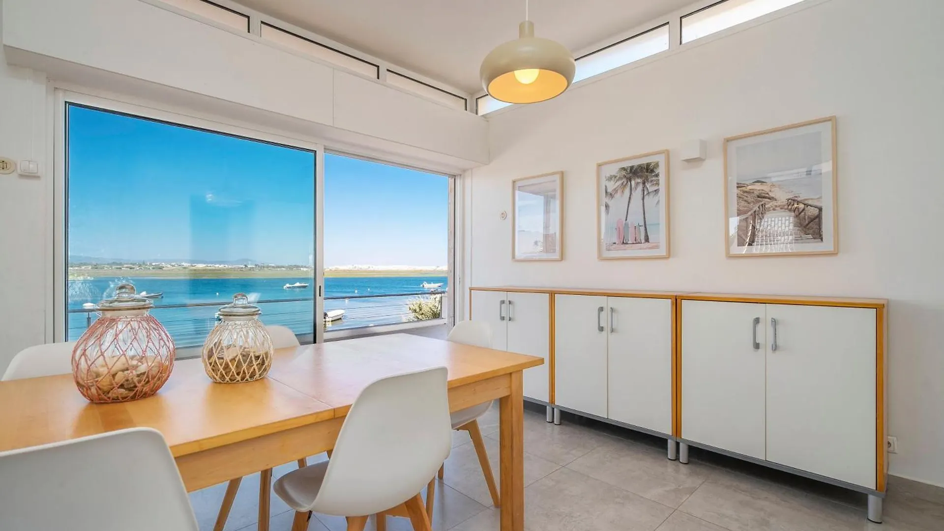 Holiday home Sundance Beach House Faro