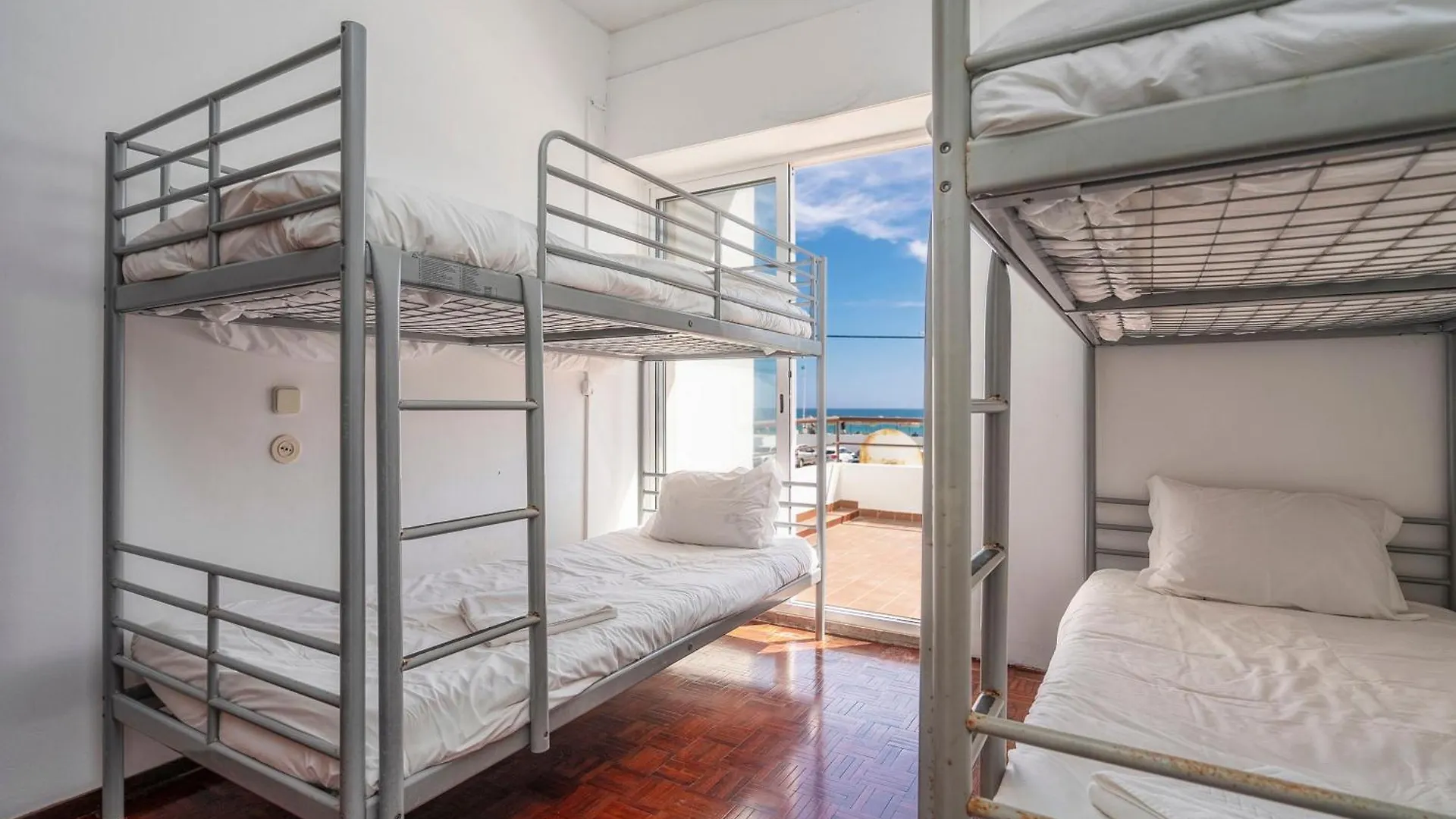 Sundance Beach House Faro