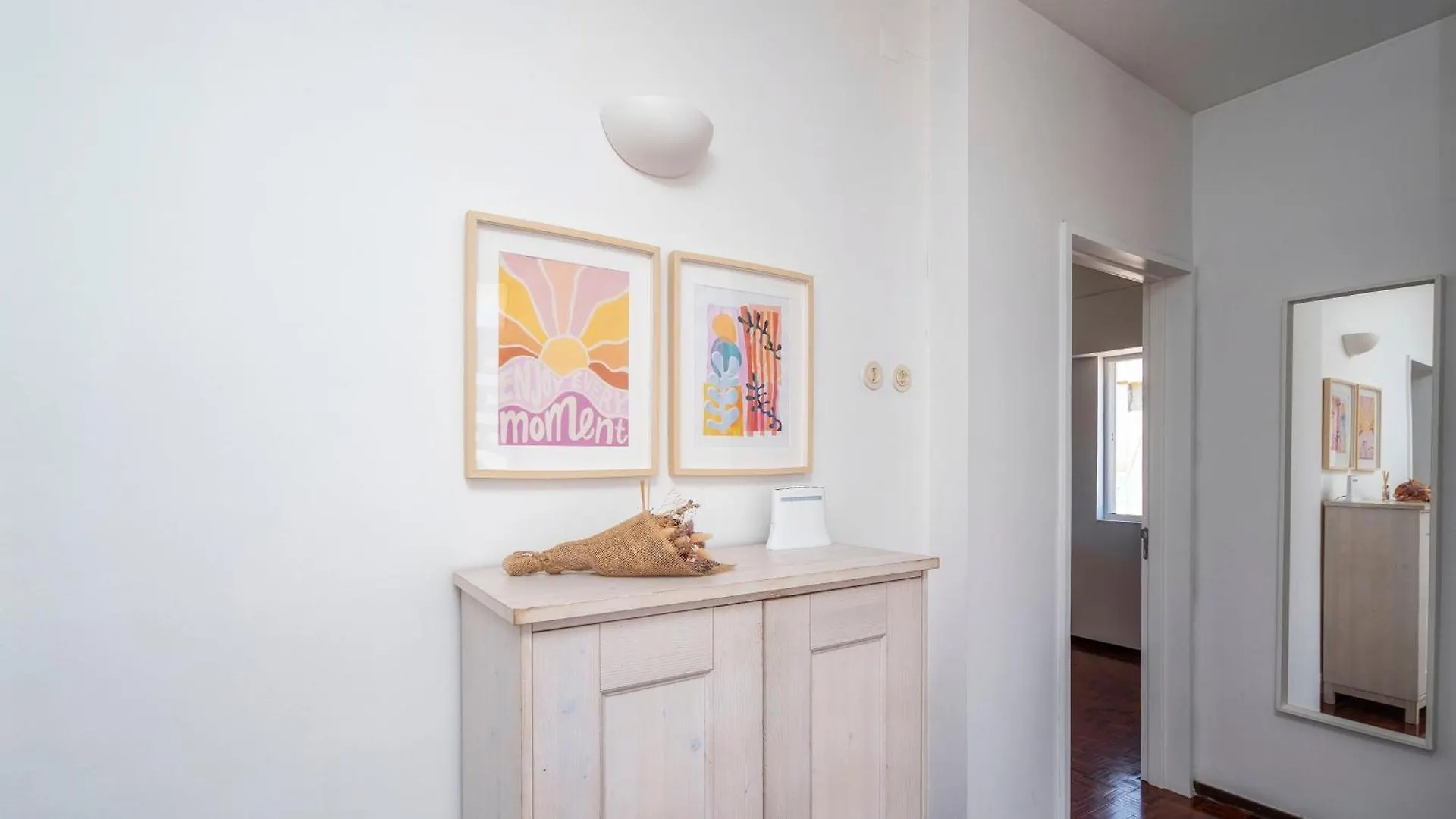 Sundance Beach House Faro 0*,