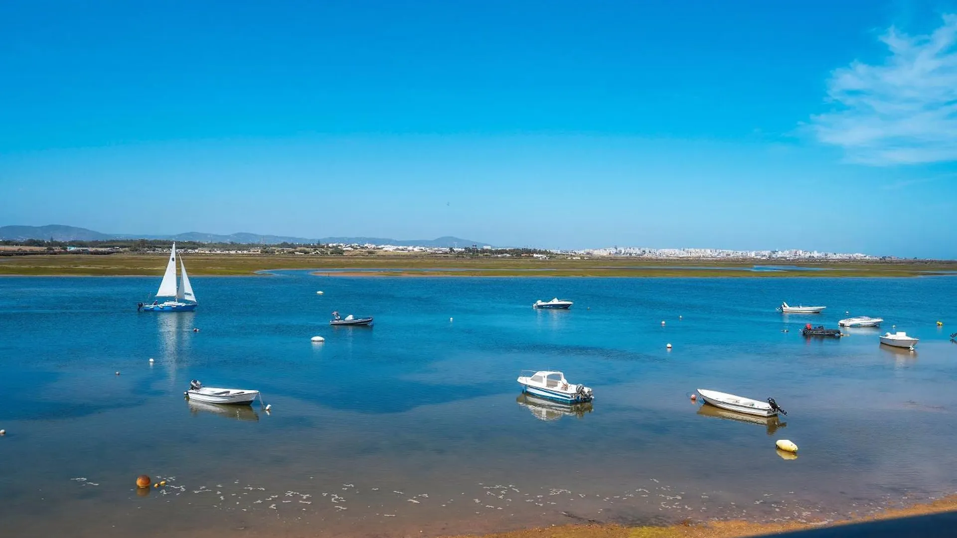 Sundance Beach House Faro